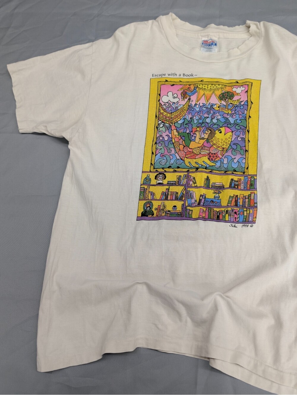Escape with a Book Kiki Suarez Vintage 1994 T Shirt XL